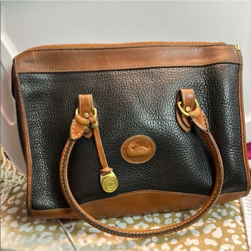 Dooney & Bourke All Weather Leather Small Essex Satchel Black & British Tan R26 - Picture 3 of 17